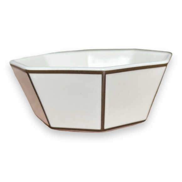 Odeme White Porcelain Catchall and Ring Dish with Geometric Slate Black Edges - Picture 6 of 16